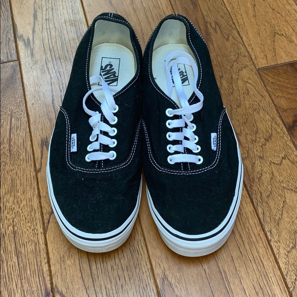 VANS Classic Era Shoes - WORN ONCE